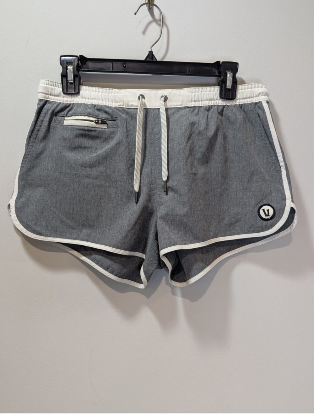 Vuori Tavi Athletic Shorts Grey Linen Women's Size M